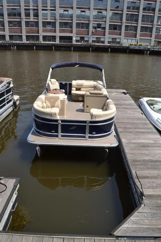 $299,900 | 200 South Water Street, Unit 112, Milwaukee, WI 53204