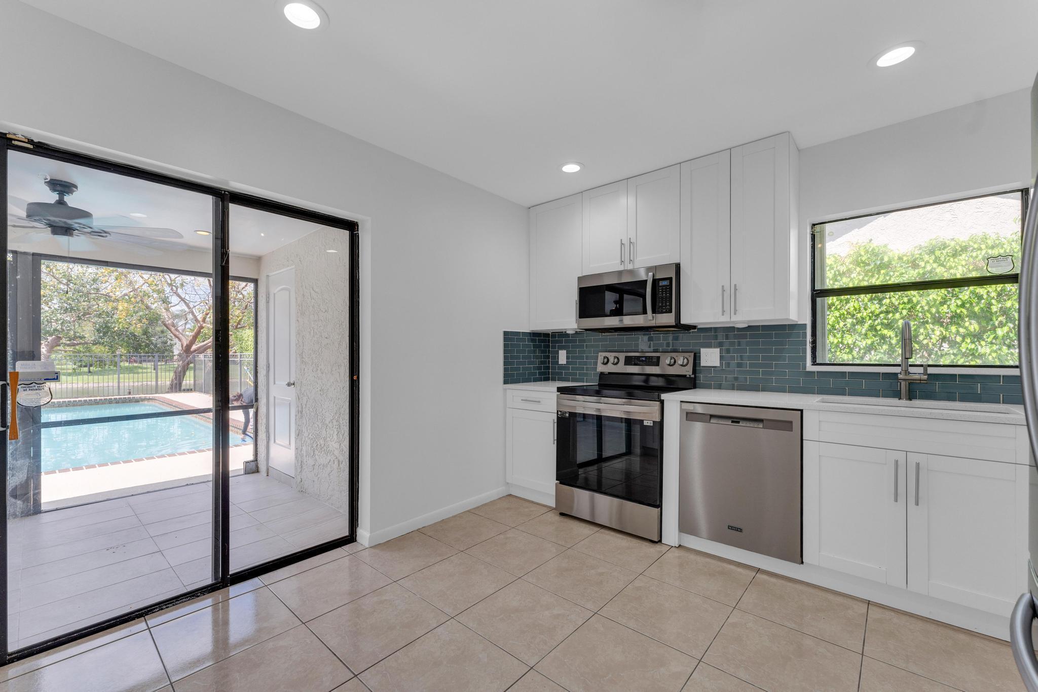 10084 Camelback Lane Boca Raton, FL 33498 - Photo 8 of 18 5 copy