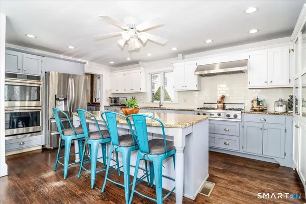 $1,400,000 | 97 North Street, Milford, CT 06460