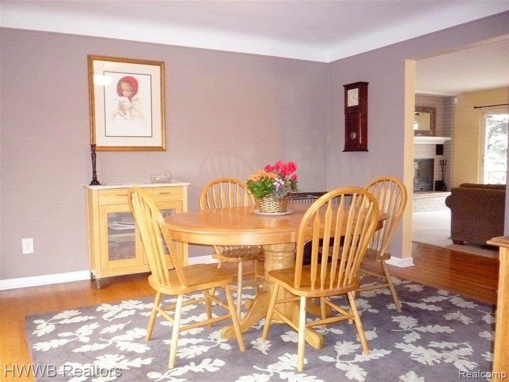 3218 Harvard Road Royal Oak, MI 48073 - Photo 5 of 21 Formal Dining