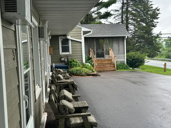 $595,000 | 240 North State Road, Alma, WI 54610