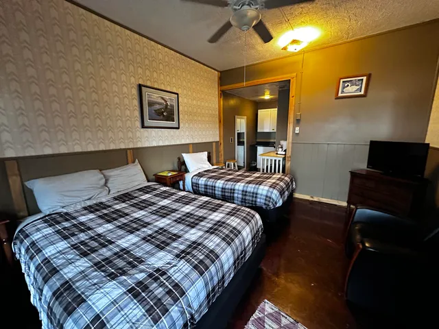 $649,000 | 240 North State Road, Alma, WI 54610