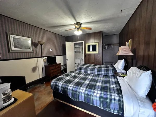 $595,000 | 240 North State Road, Alma, WI 54610