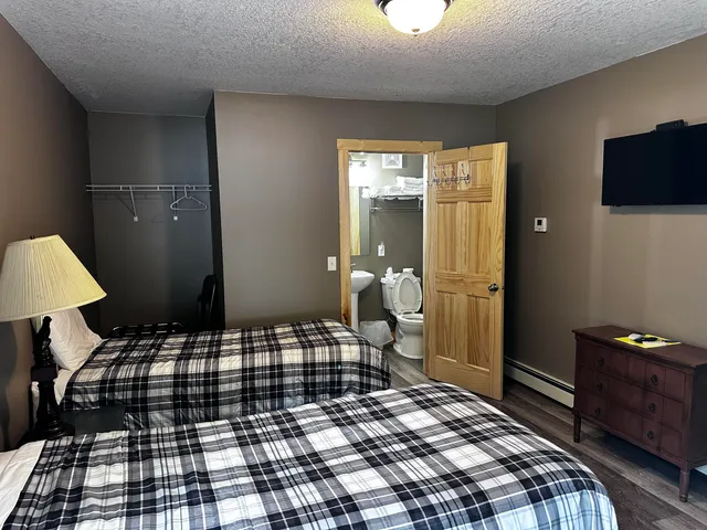 $649,000 | 240 North State Road, Alma, WI 54610