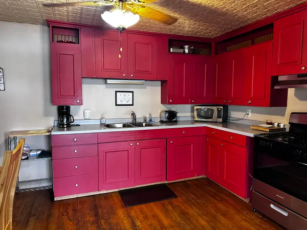 $595,000 | 240 North State Road, Alma, WI 54610