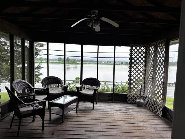 $649,000 | 240 North State Road, Alma, WI 54610