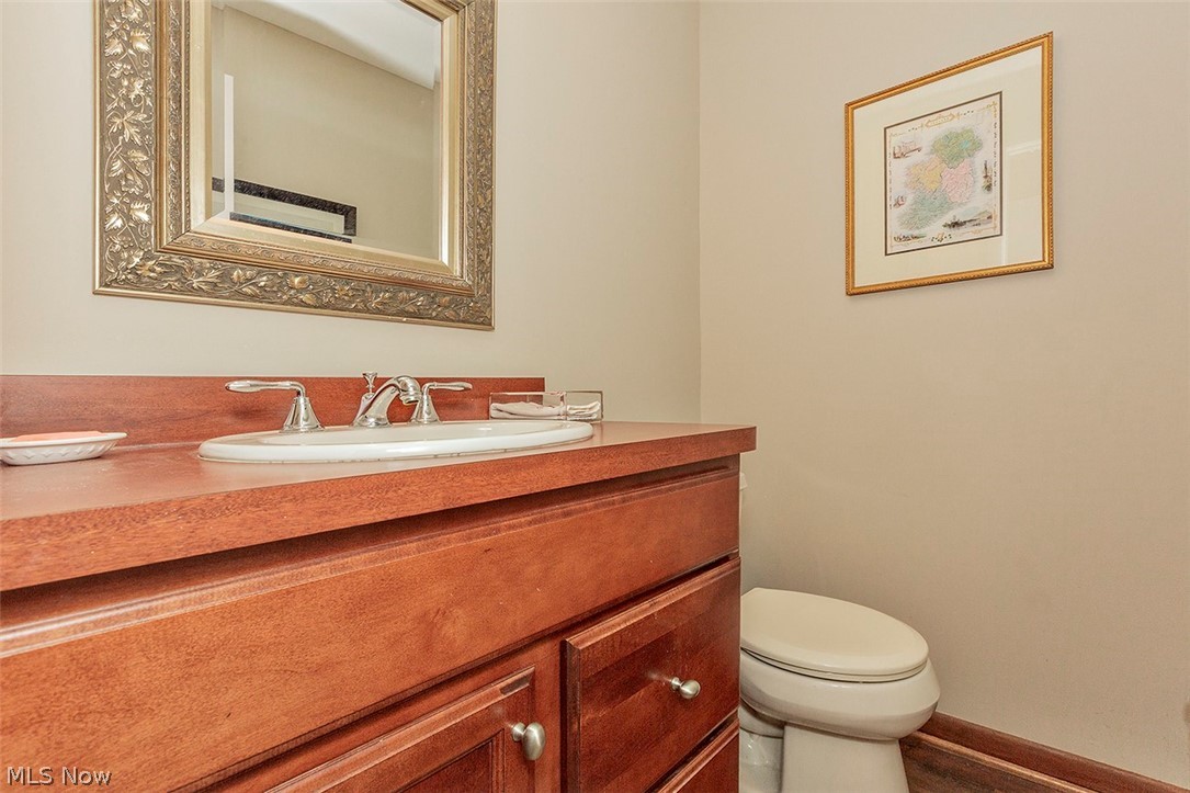 2946 Boyce Road Shaker Heights, OH 44122 - Photo 10 of 31 2nd half bath on first