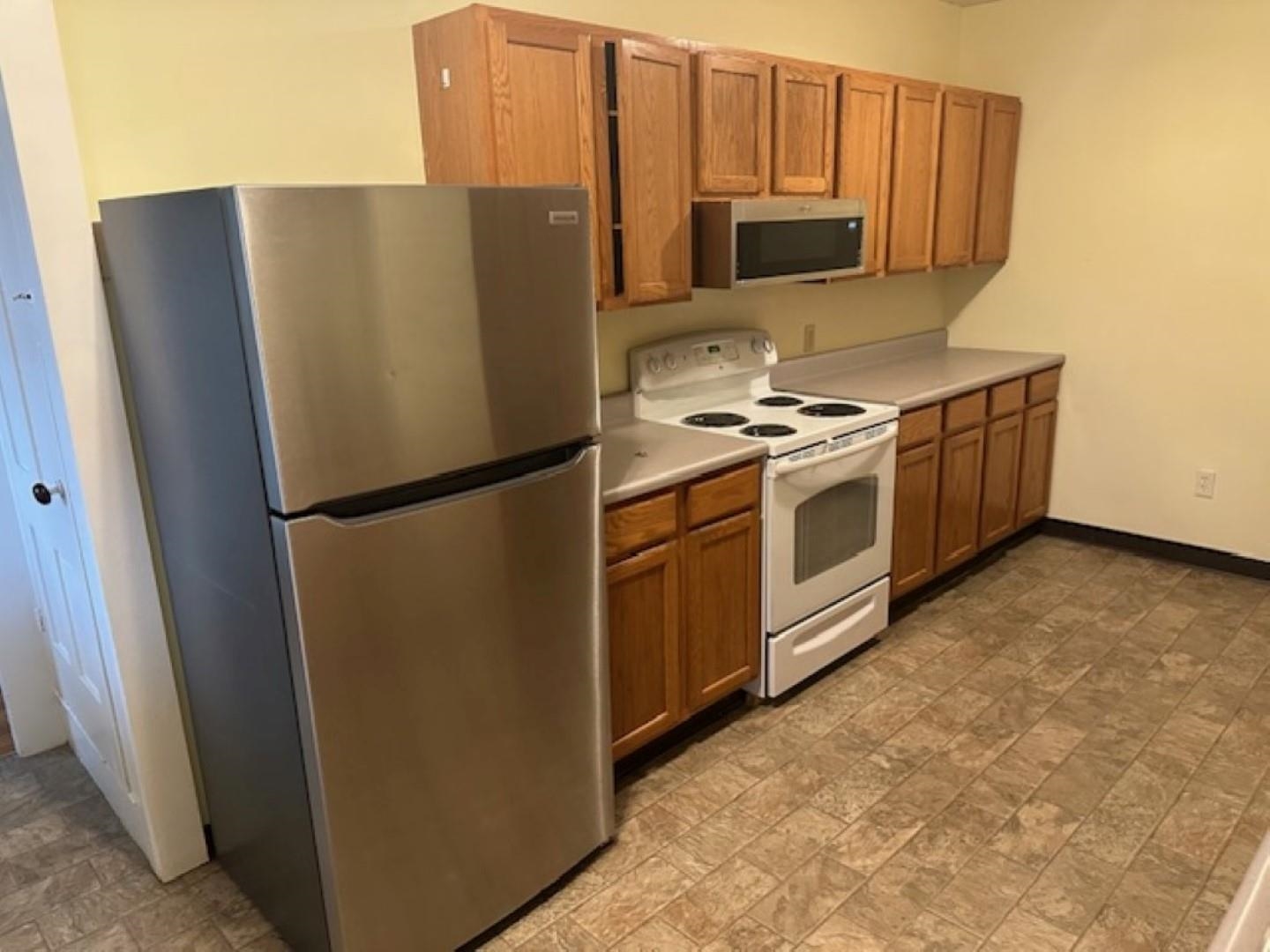 131 High Street, Unit C Keene, NH 03431 - Photo 3 of 25