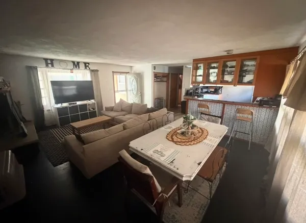 $193,000 | 1752 West Stephenson Street, Freeport, IL 61032