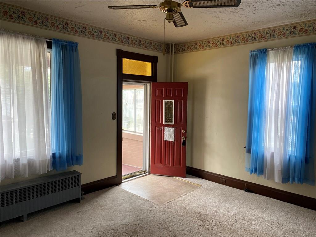 711 9th Avenue Irwin, PA 15642 - Photo 3 of 19