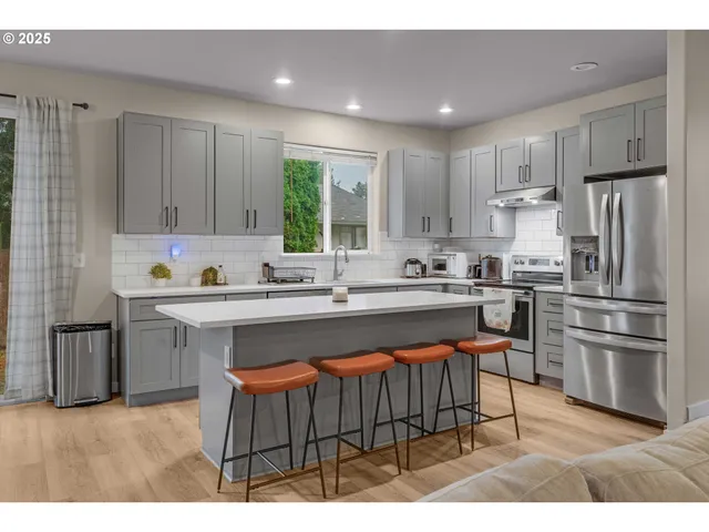 $539,000 | 17670 Southwest September Lane, Beaverton, OR 97003