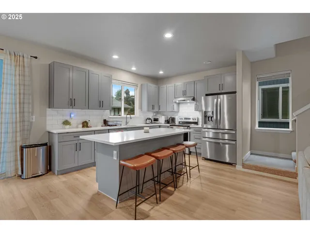 $539,000 | 17670 Southwest September Lane, Beaverton, OR 97003