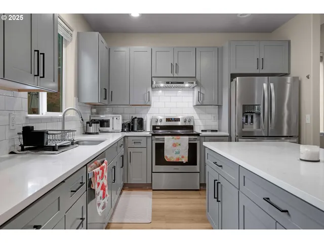 $539,000 | 17670 Southwest September Lane, Beaverton, OR 97003