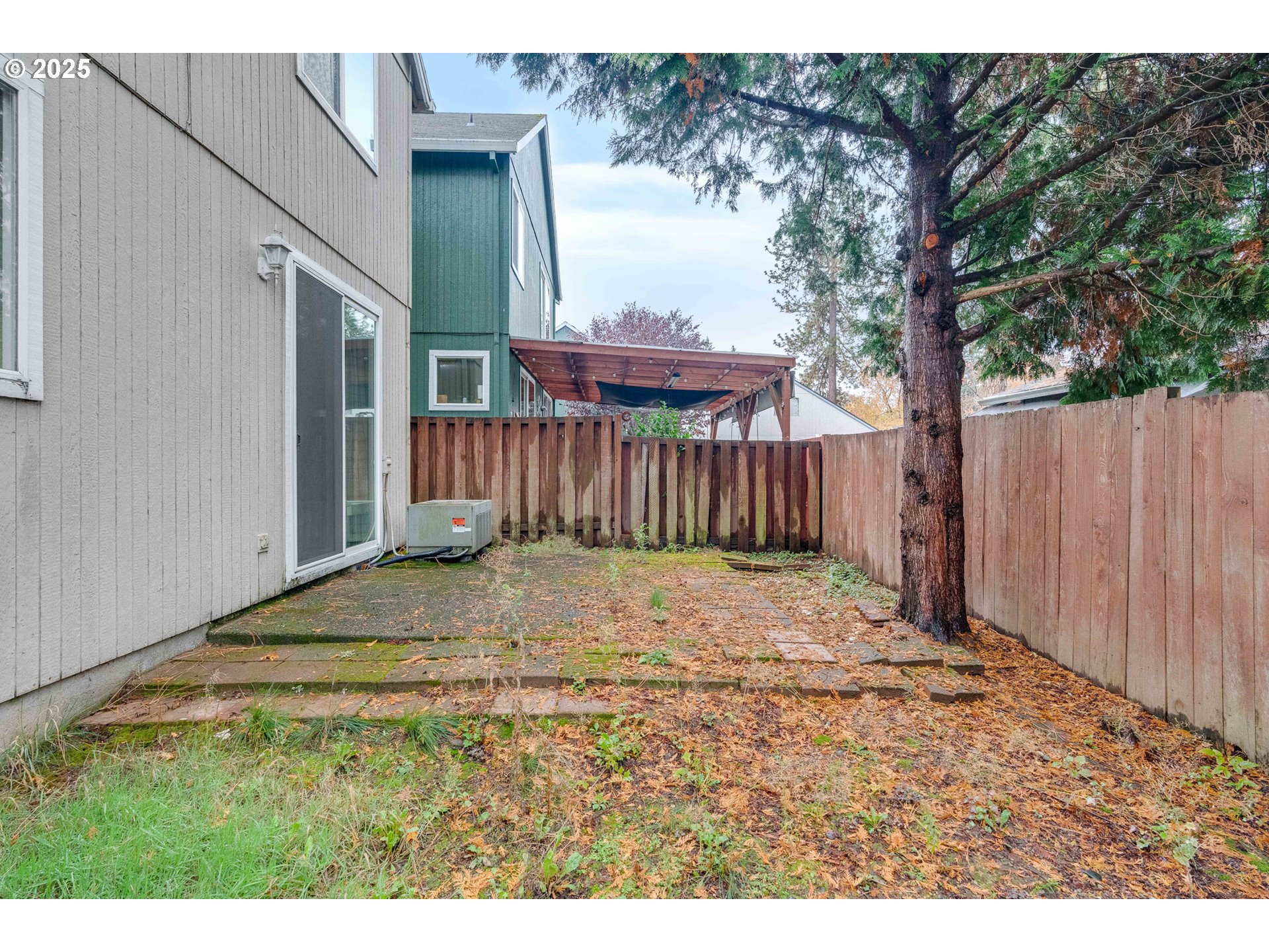 17670 Southwest September Lane Beaverton, OR 97003 - Photo 27 of 34 a view of outdoor space and yard
