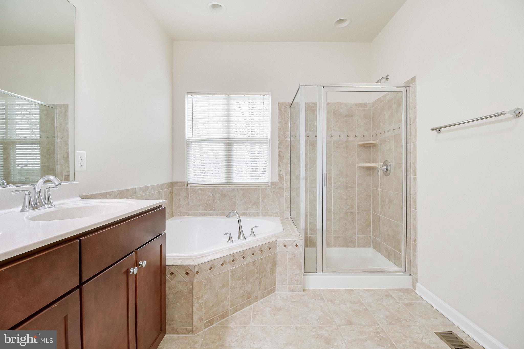 3612 Doc Berlin Drive Silver Spring, MD 20906 - Photo 27 of 73 separate tub and shower