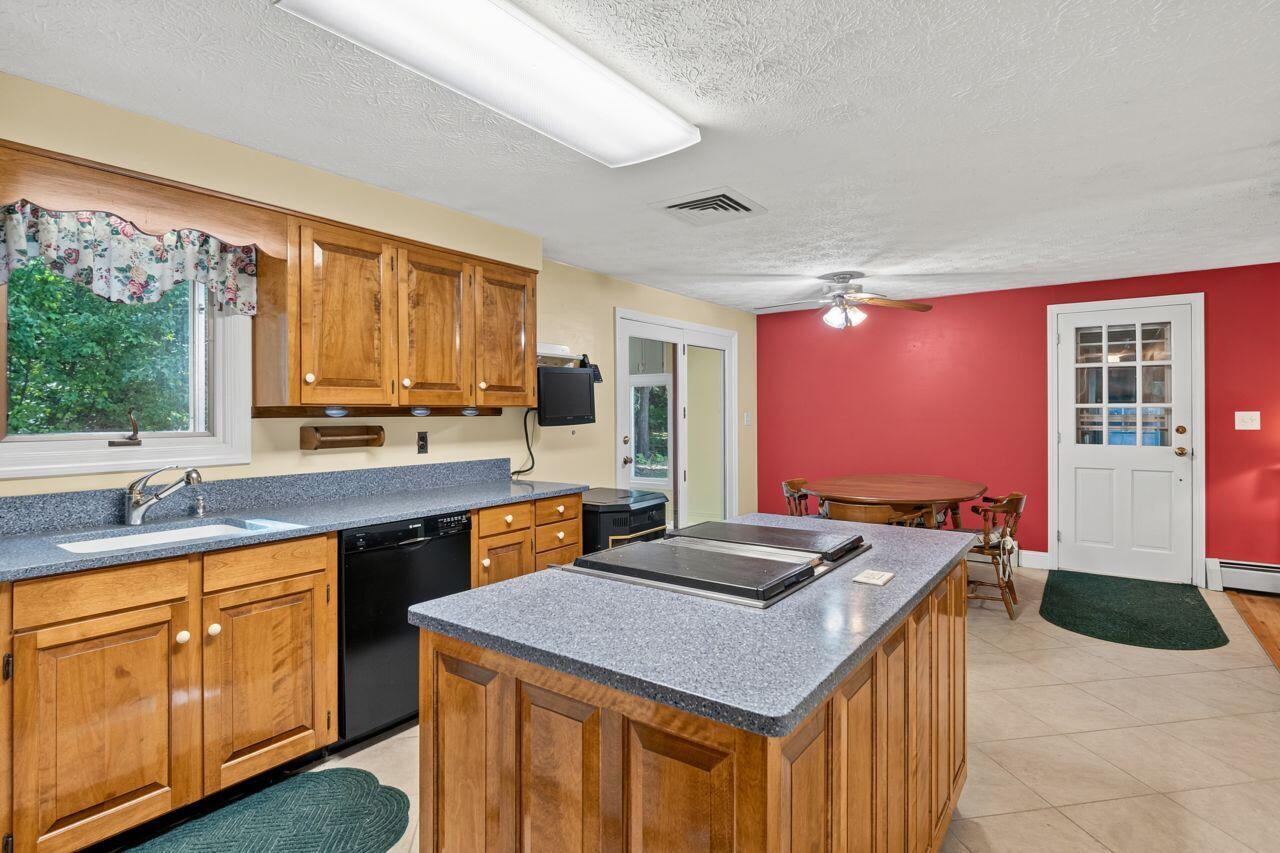 814 Cape Road Hollis Center, ME 04042 - Photo 16 of 59 photos_web_resolution_814_Cape_Rd_117