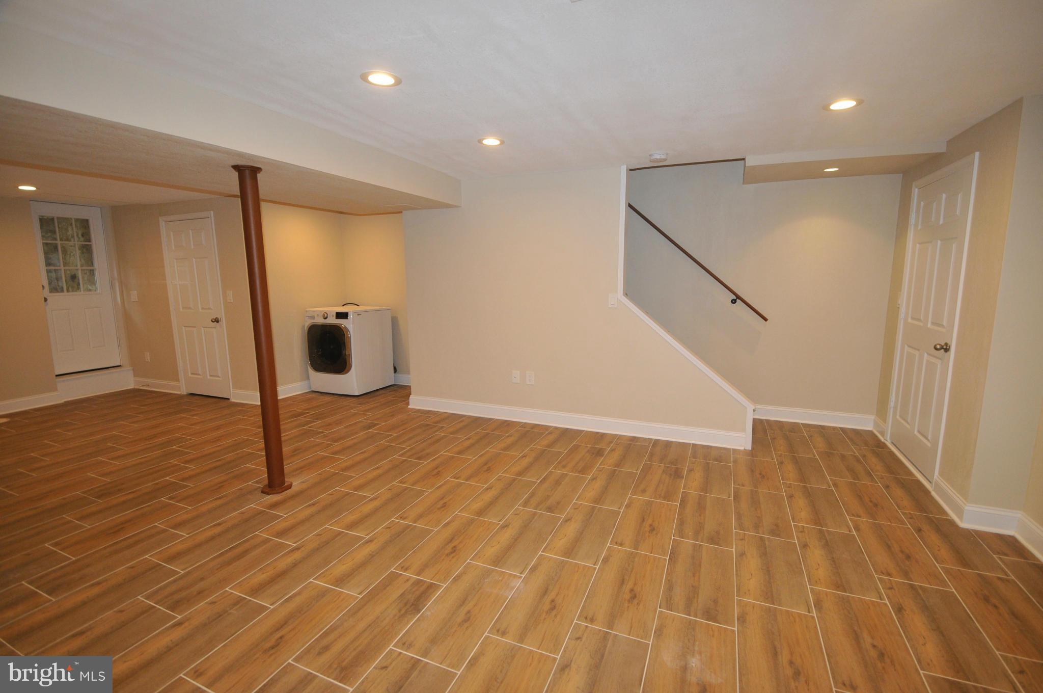 324 Murdock Road Baltimore, MD 21212 - Photo 11 of 16 Family Room