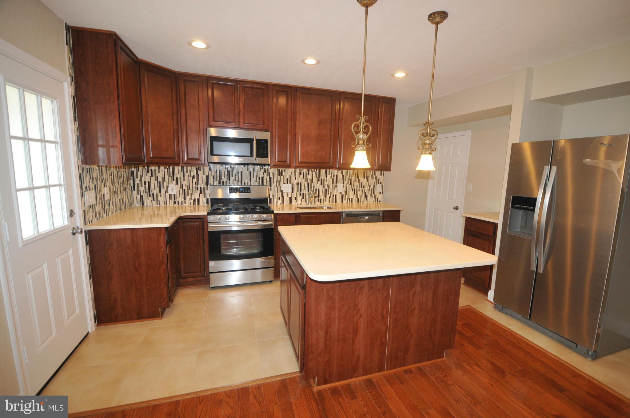 324 Murdock Road Baltimore, MD 21212 - Photo 3 of 16 Kitchen