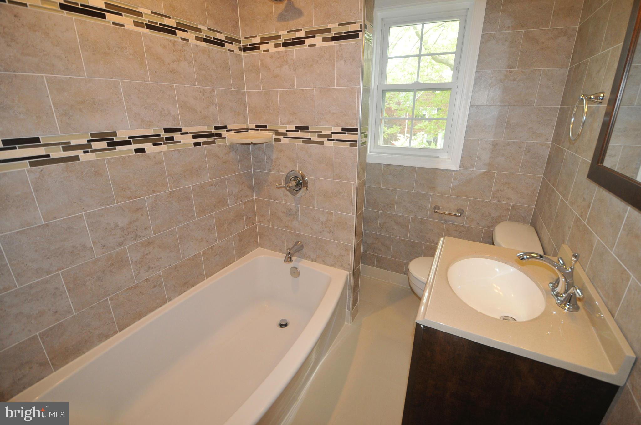 324 Murdock Road Baltimore, MD 21212 - Photo 8 of 16 Bath