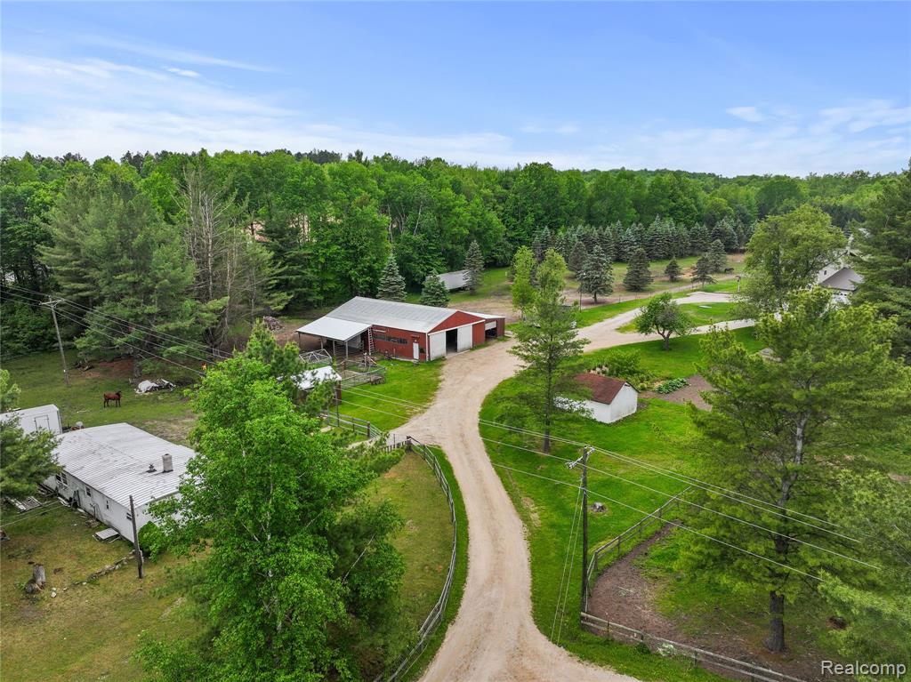 8875 North Lakola Road Tustin, MI 49688 - Photo 29 of 98 Gallery Image 29