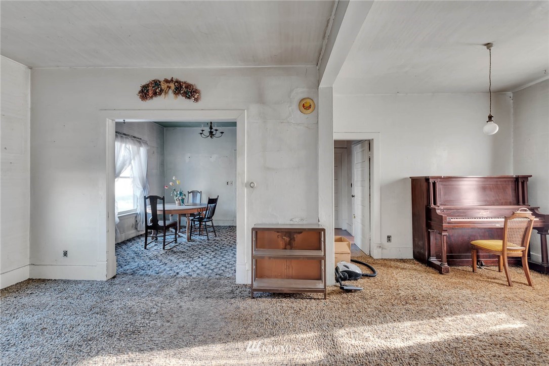 4065 West Malaga Road Malaga, WA 98828 - Photo 14 of 27 Gallery Image 14