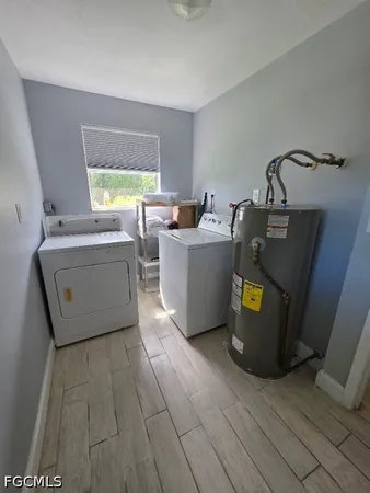 $1,400 | 311 Schoolside Drive, Lehigh Acres, FL 33936