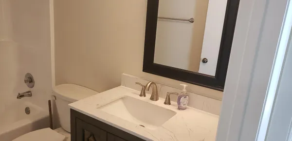 $2,000 | 6660 Somerset Drive, Unit 104, Boca Raton, FL 33433