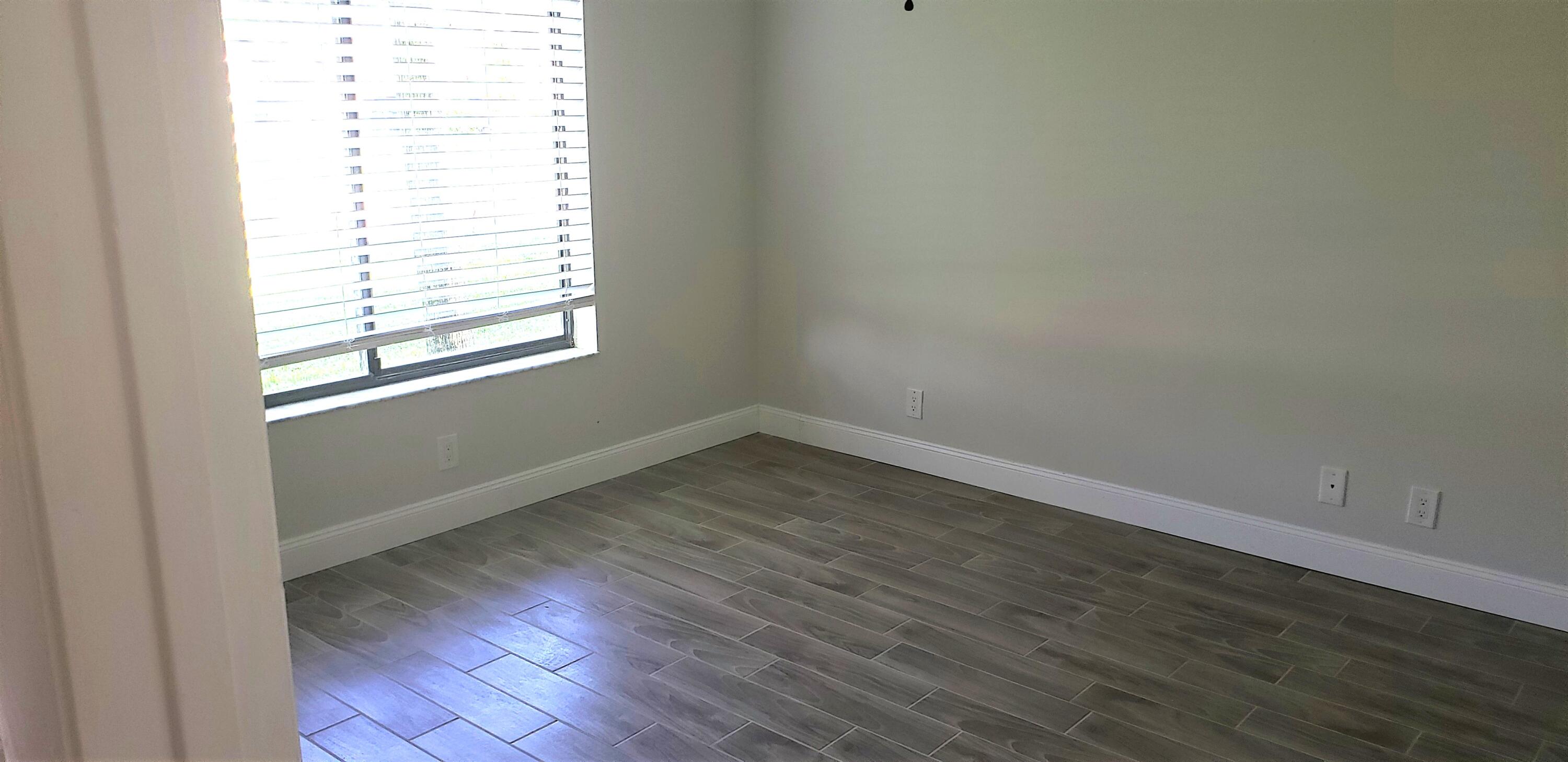 6660 Somerset Drive, Unit 104 Boca Raton, FL 33433 - Photo 15 of 20 20190613_090350