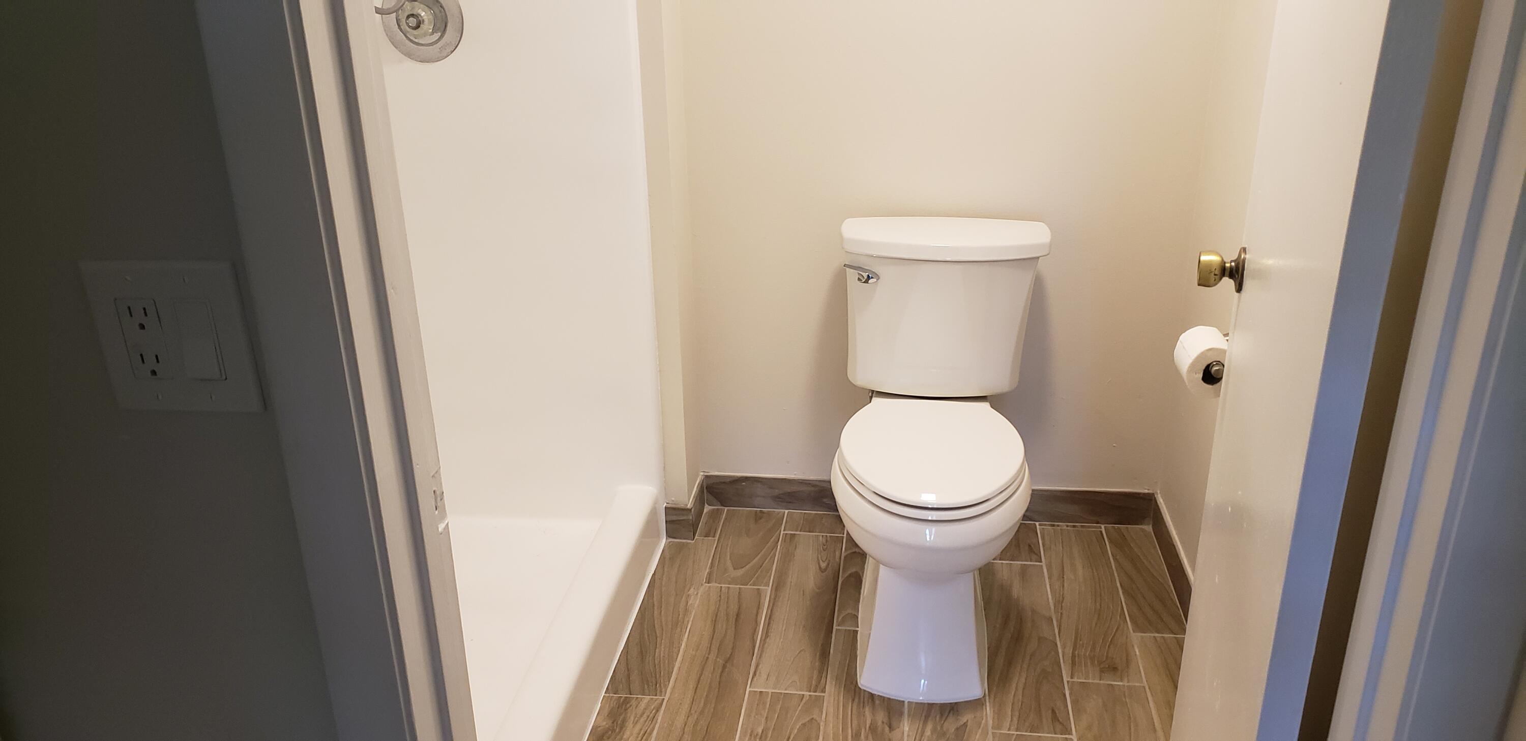 6660 Somerset Drive, Unit 104 Boca Raton, FL 33433 - Photo 16 of 20 20190613_090423