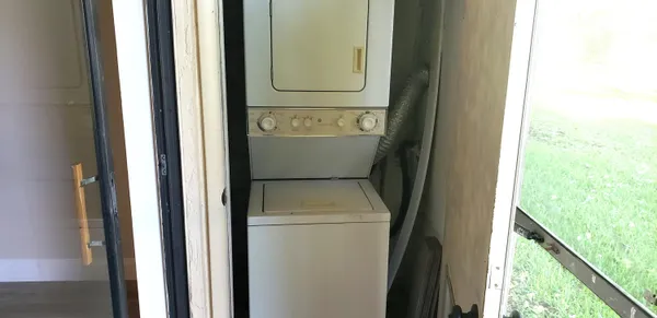 $2,000 | 6660 Somerset Drive, Unit 104, Boca Raton, FL 33433