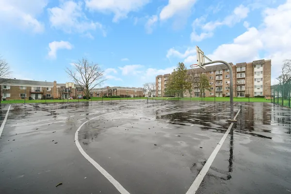 $2,500 | 10361 Dearlove Road, Unit 1I, Glenview, IL 60025