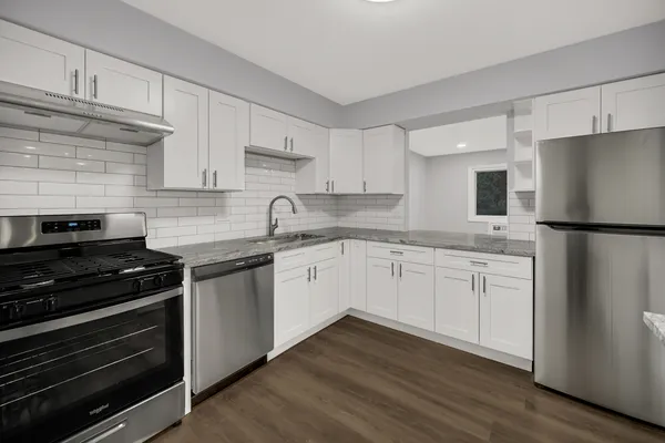 $2,500 | 10361 Dearlove Road, Unit 1I, Glenview, IL 60025