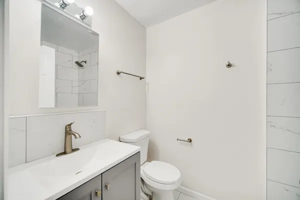 $2,500 | 10361 Dearlove Road, Unit 1I, Glenview, IL 60025