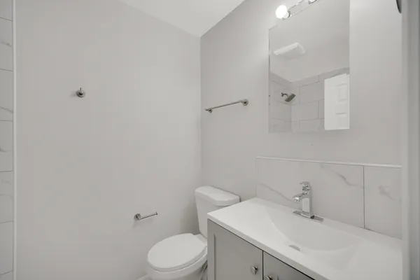 $2,500 | 10361 Dearlove Road, Unit 1I, Glenview, IL 60025