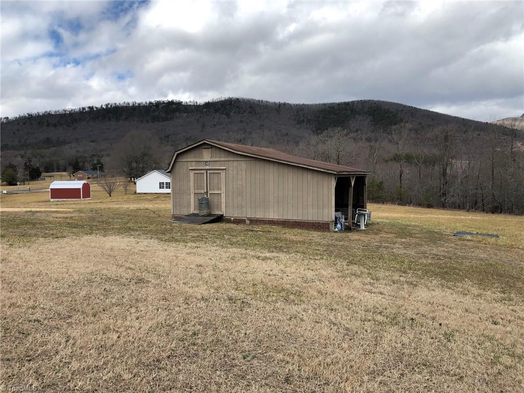 1512 Marshall Smith Road King, NC 27021 - Photo 37 of 50