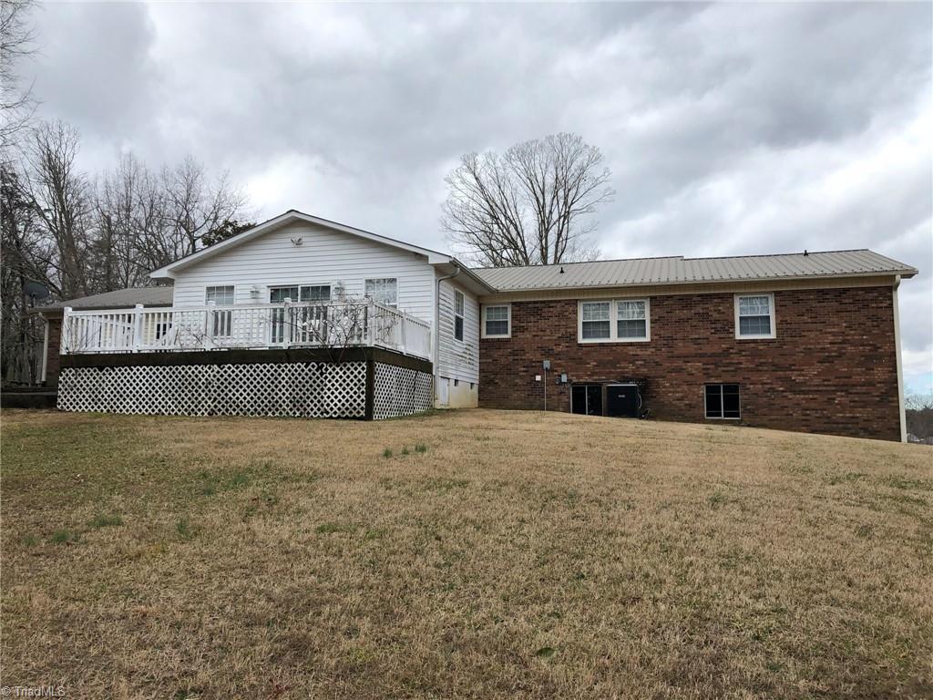 1512 Marshall Smith Road King, NC 27021 - Photo 5 of 50