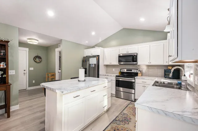 $325,000 | 13142 Spruce Ridge Drive Northeast, Gowen, MI 49326