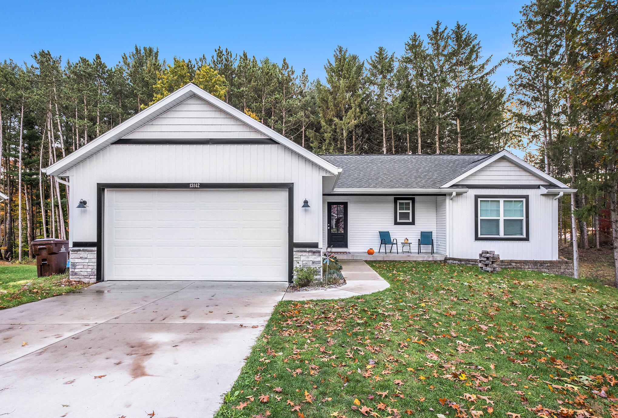 13142 Spruce Ridge Drive Northeast Gowen, MI 49326 - Photo 5 of 28 exterior