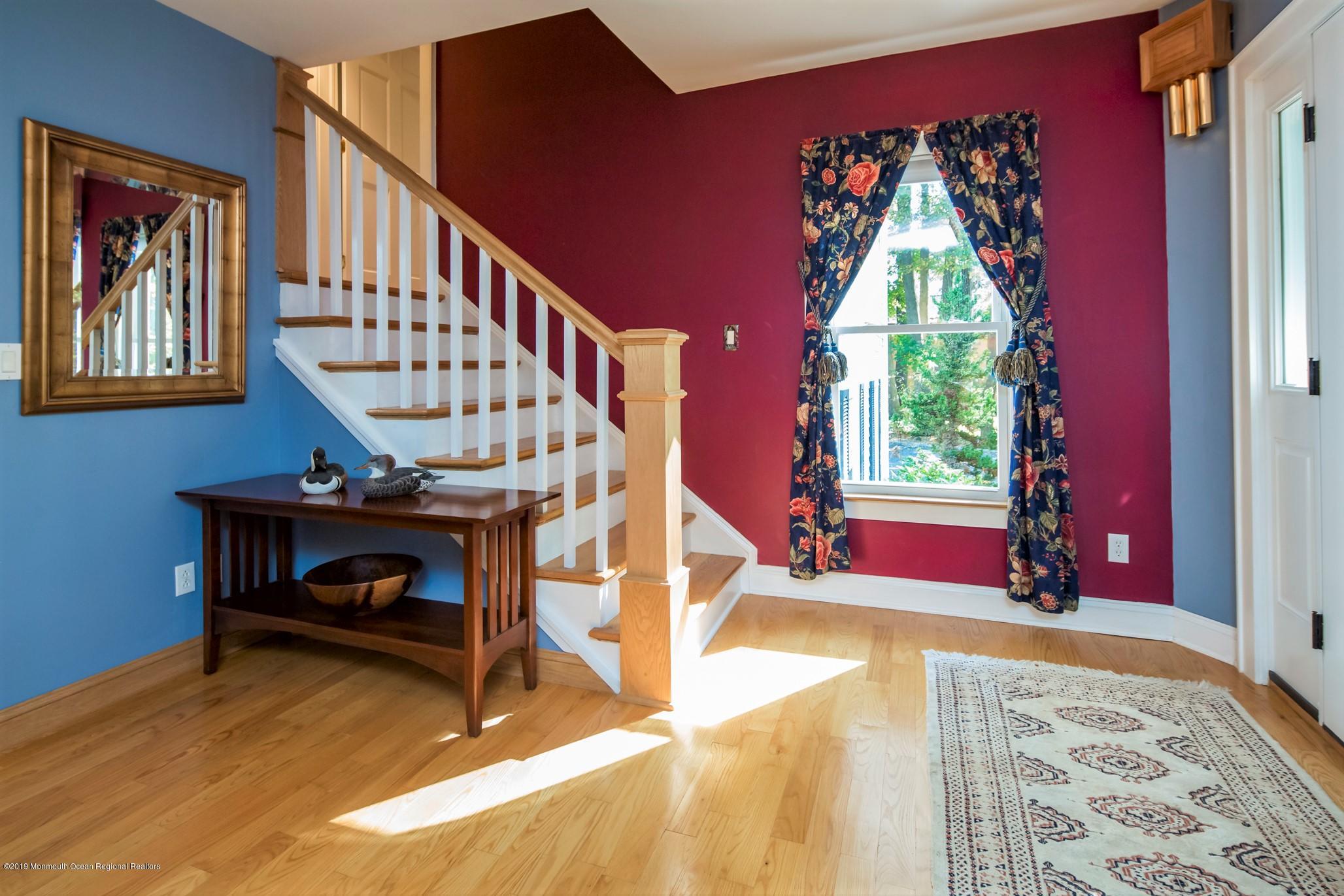 134 Sleepy Hollow Road Red Bank, NJ 07701 - Photo 11 of 57 Foyer