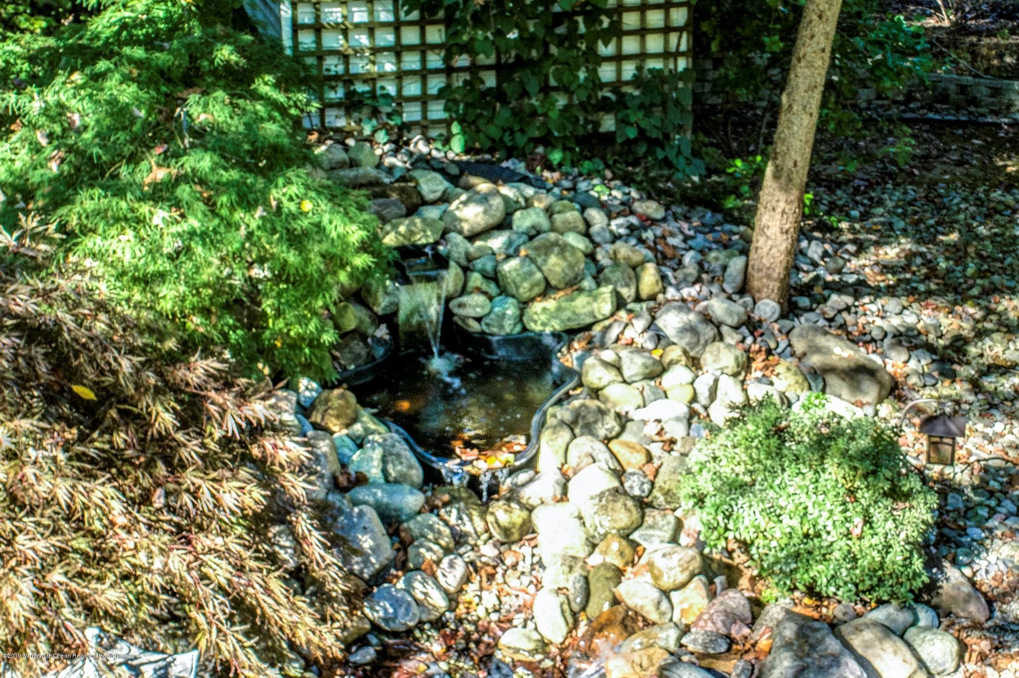 134 Sleepy Hollow Road Red Bank, NJ 07701 - Photo 54 of 57 Waterfall
