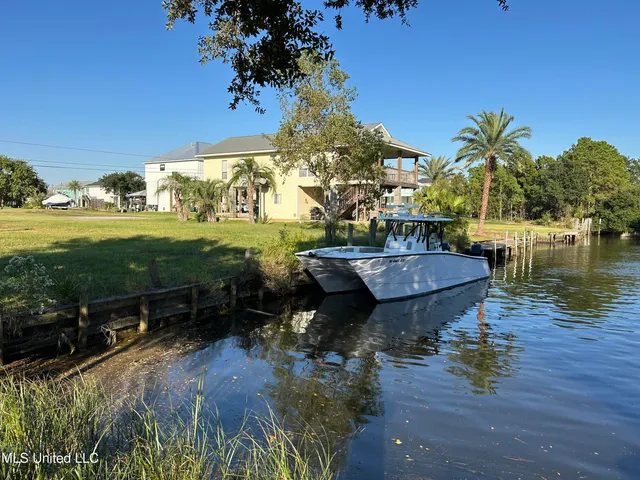 $124,000 | 101 Edith Drive, Bay St. Louis, MS 39520