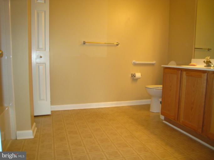 9603 Haven Farm Road, Unit 9603L Perry Hall, MD 21128 - Photo 11 of 16 Bath (Master)