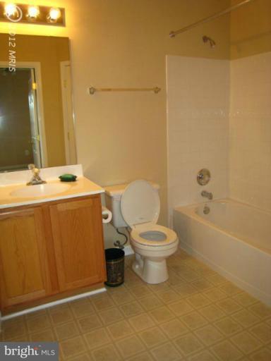 9603 Haven Farm Road, Unit 9603L Perry Hall, MD 21128 - Photo 5 of 16 Bath