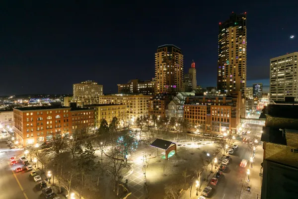 $324,900 | 406 Wacouta Street, Unit 216, St. Paul, MN 55101