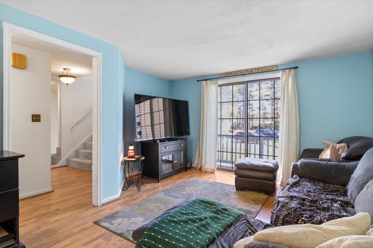 9 Pine Meadows Drive Exeter, NH 03833 - Photo 4 of 24