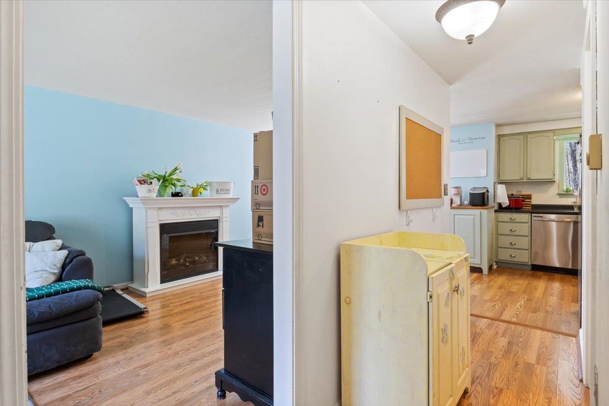 9 Pine Meadows Drive Exeter, NH 03833 - Photo 6 of 24