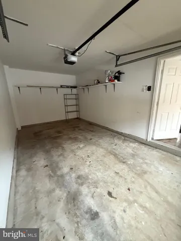 $2,200 | 402 Shaw Court, Fredericksburg, VA 22405