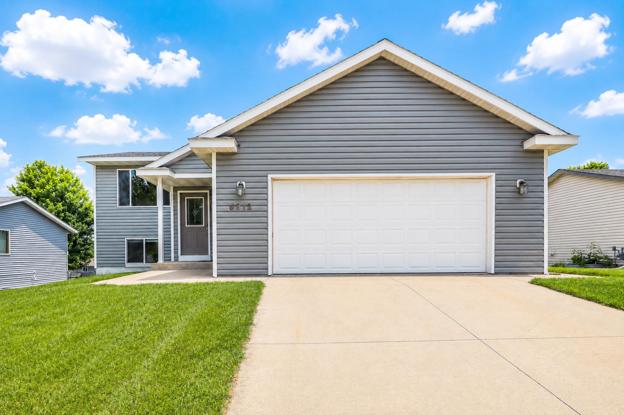 5312 Kingsbury Place Northwest Rochester, MN 55901 - Photo 2 of 41