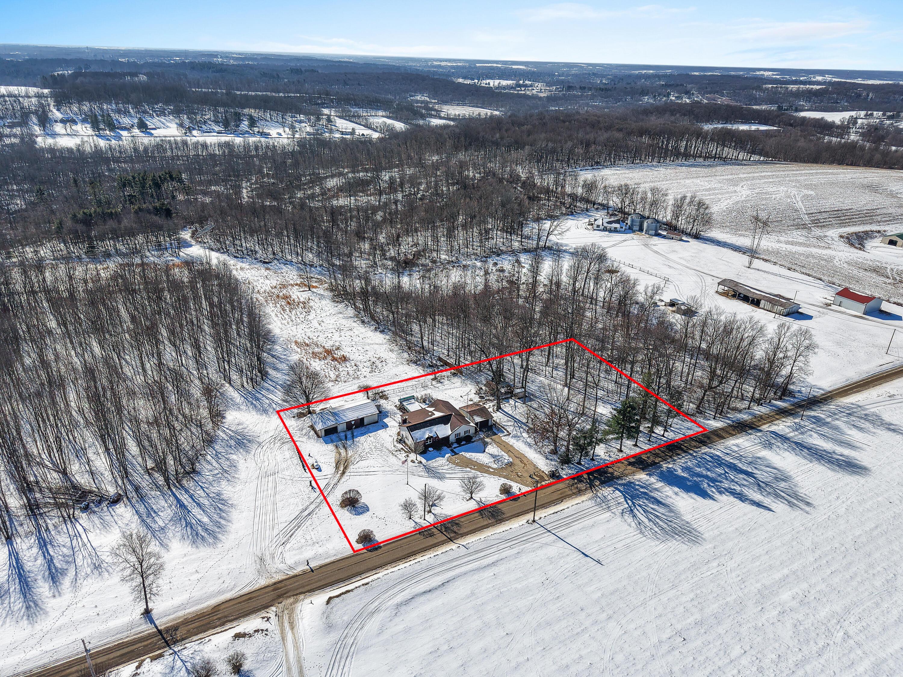 17570 Allen Road Mount Vernon, OH 43050 - Photo 3 of 52 DJI_20250127120210_0004_D-3-Edit (1)
