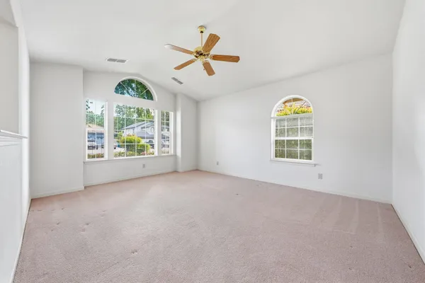 $448,000 | 3764 Eagle Parkway, Redding, CA 96001